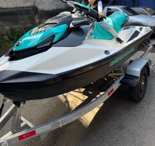 Vendo Jet Ski Seadoo 130 GTI