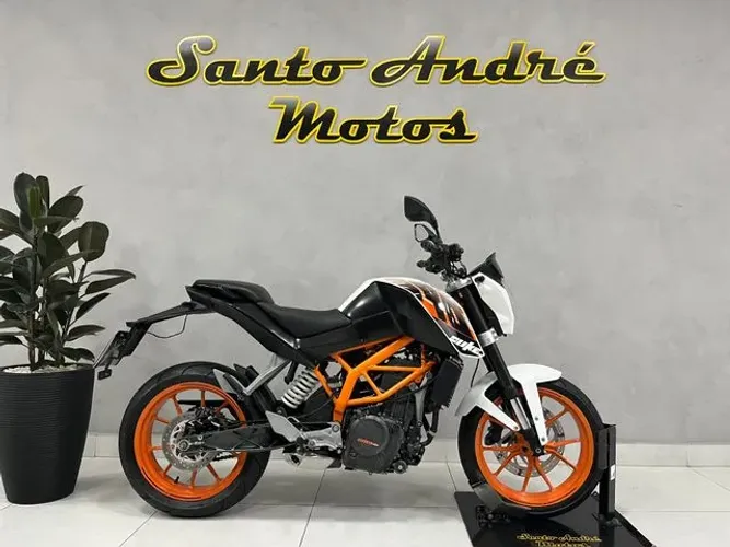 KTM DUKE 390