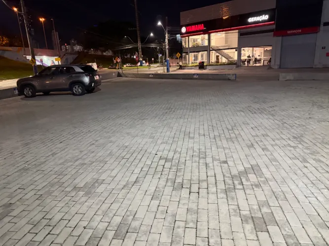 Alugo espaço pra Food Truck