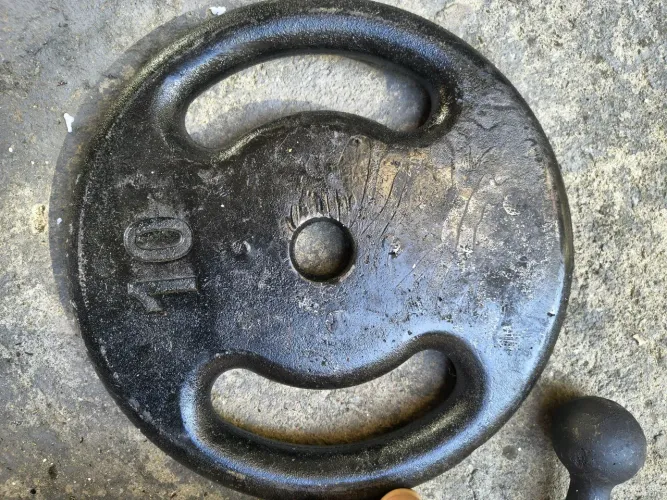 Anilha de 10kg para treino 