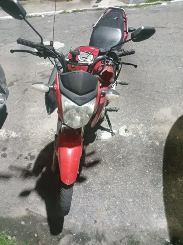 Vendo Fan 160 toda em dia boa para trabalhar 