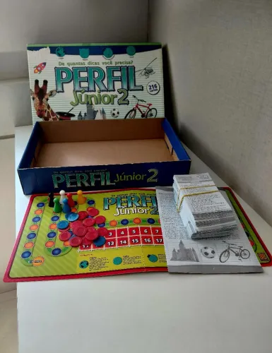 Jogo de tabuleiro Perfil Junior 2