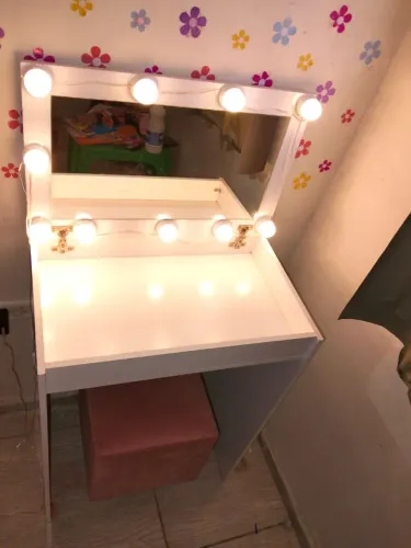 Cama é penteadeira infantil 