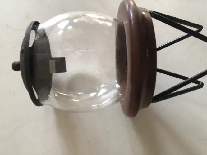 Escultura tipo abajur
