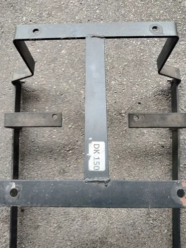 Suporte para Baú da Dk 150 Haujoe 