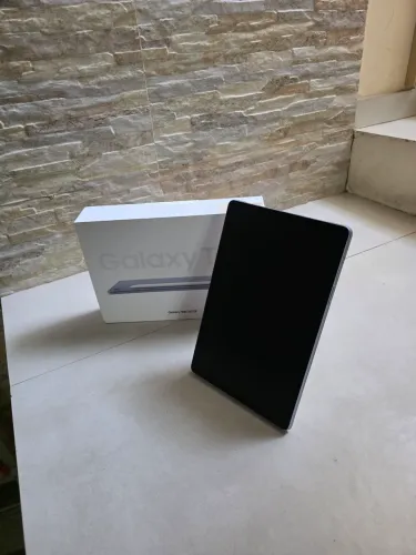 Samsung galaxy tab S10 FE