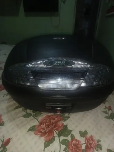 Baú monolock Apenas venda 