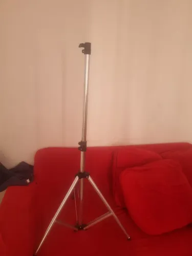 Triple de máquina fotográfica.