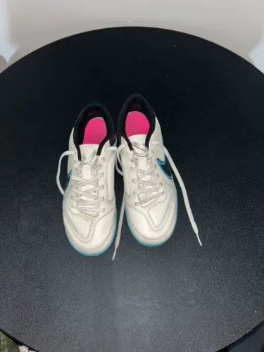 Chuteira da Nike original!