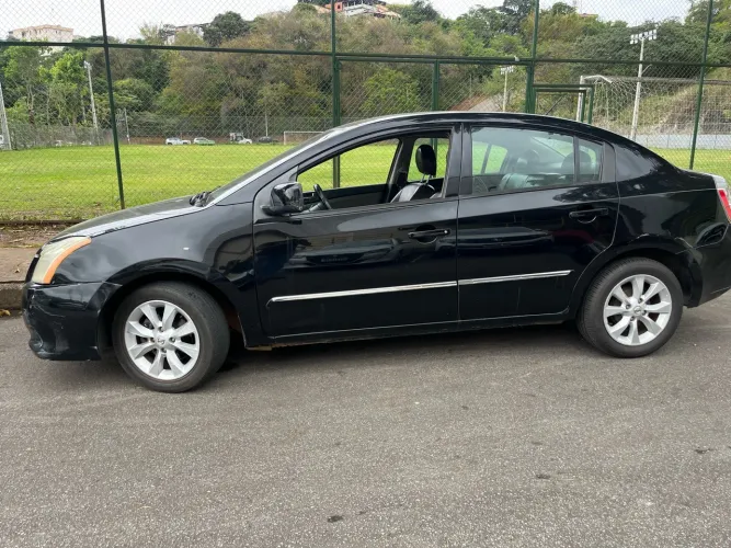 Nissan Sentra S 2.0/ 2.0 Flex Fuel 16V Aut. 2010