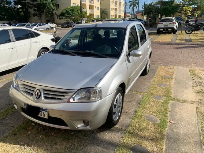 Renault Logan Privilège Hi-flex 1.6 8V 4P 2009