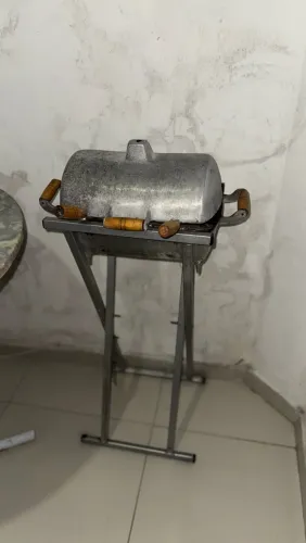 Vendo uma churasqueira a bafo 