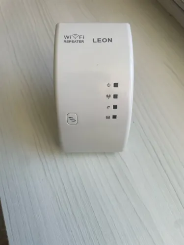 Repetidor Wi-Fi Leon com WPS