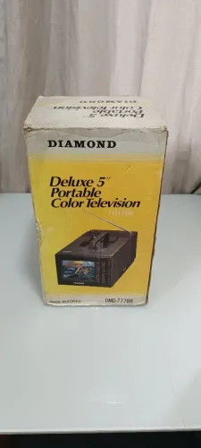 Mini TV Portátil Colorida Diamond 5" (Relíquia / Vintage)