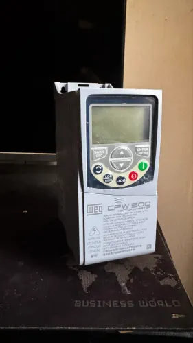 Inversor de Frequência WEG 380-480 VAC | 5,2 A