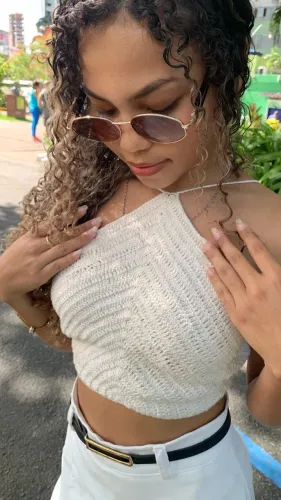Cropped em crochê.