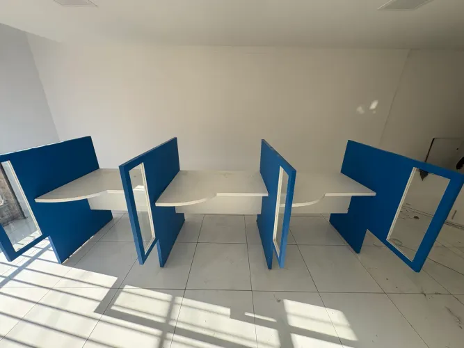 Mesa para call center