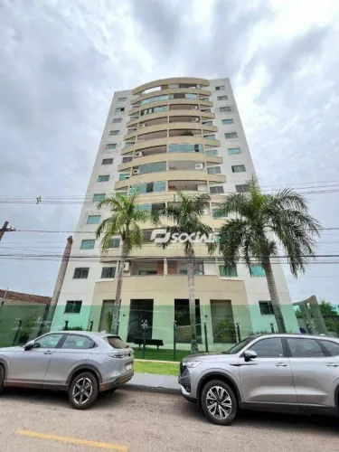 Apartamento duplex climatizado e com móveis planejados, disponível para locação e venda no