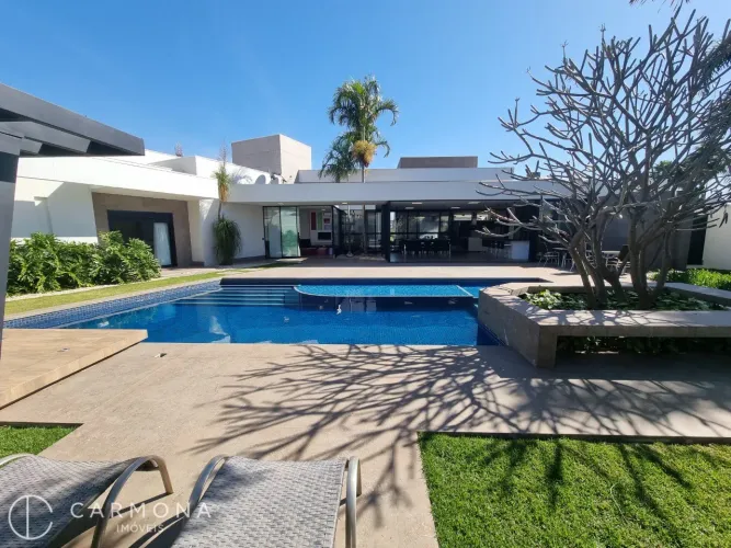 Casa à venda Condomínio Fechado Imperial, térrea, mobiliada e decorada, 4 suítes, aceita p