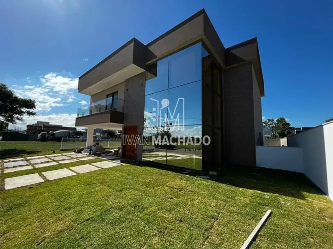 Alphaville Jacuhy | Casa Exclusiva para Locação | 4 Suítes e Lazer Privativo