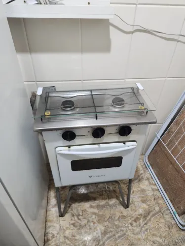 Fogão a Gás Venax 2 Bocas com Forno Branco - Compacto e Prático para Espaços Pequenos