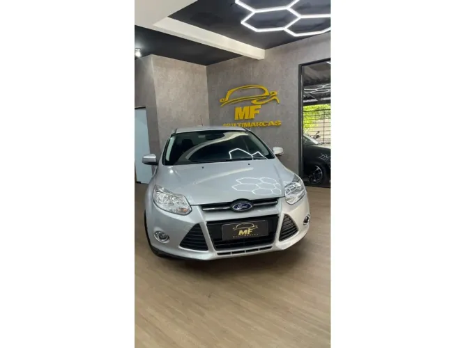 Ford Focus Sedan 2.0 16v/2.0 16V Flex 4P 2015