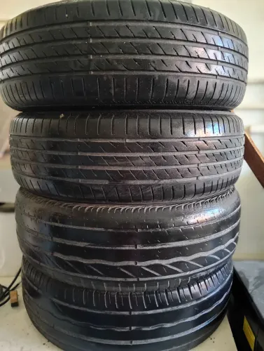 Pneus de carro aro 15 usados