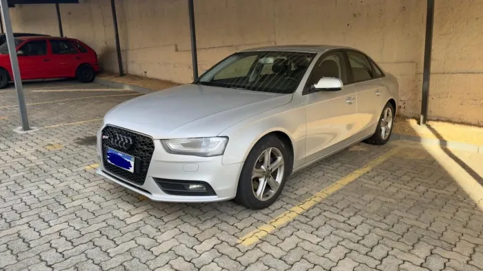 Audi A4 2.0 Avant 16V TFSI Quattro Stronic 2013