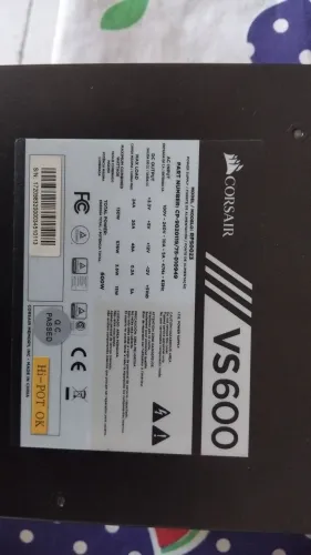 Fonte corsair Vs600