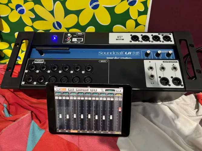 Mesa de som digital soundcraft ui16 + ipad = ui24 xr18 x32