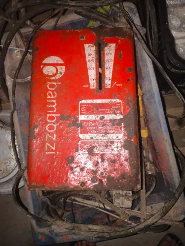 Máquina de soldar Bambozzi BMA 250 A profissional, Bivolt
