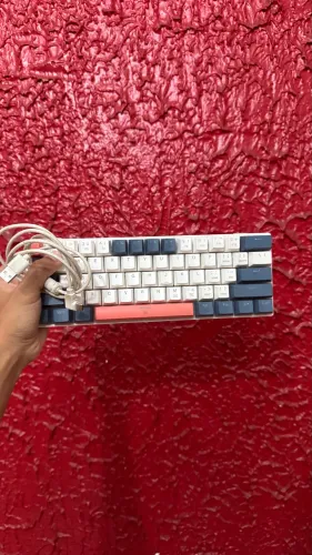 Teclado Gamer Machenike K500 ? Switch Red