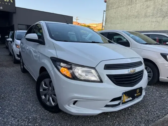 Chevrolet Onix JOY Hatch 1.0 8V Flex Mec. 4P 2019