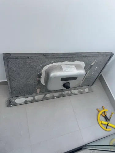 Bancada de granito com pia inox Tramontina