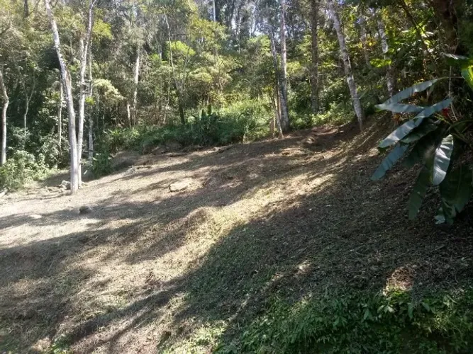 Lindo terreno 1.000m2 em condomínio estrada Mury-Lumiar