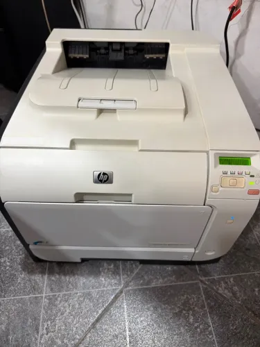 Impressora color Hp Laserjet Pro 400 M451dw