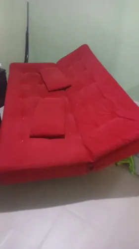 Sofá-Cama Vermelho - Ótimo Estado!