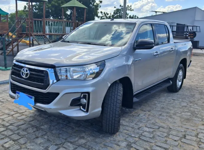 Toyota Hilux CD SR 4X4 2.8 TDI Diesel Aut. 2020