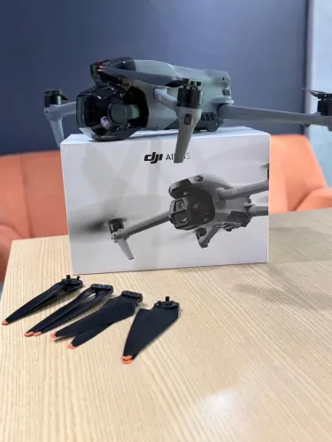 Drone DJI Air 3S (Somente o drone) seminovo Garantia Loja Física
