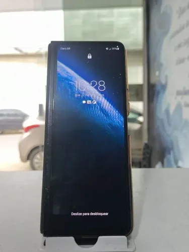 Galaxy Z Fold 4 tela queimada faço Olx pay