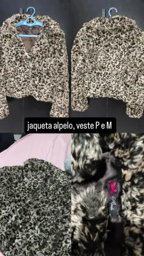 Jaqueta animal print pelúcia veste P e M