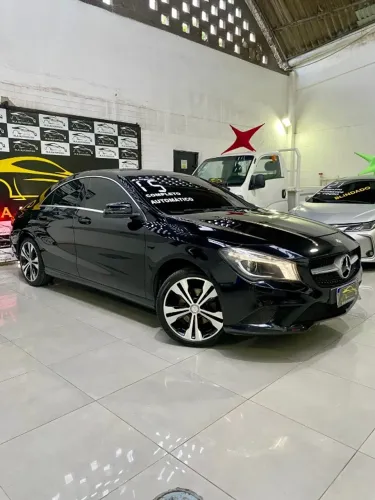 Mercedes-Benz CLA-200 Urban 1.6 TB 16v/flex Aut. 2015