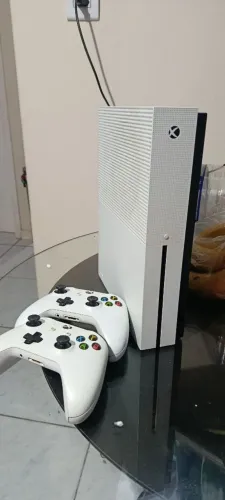 Xbox one s 1T dois controles 