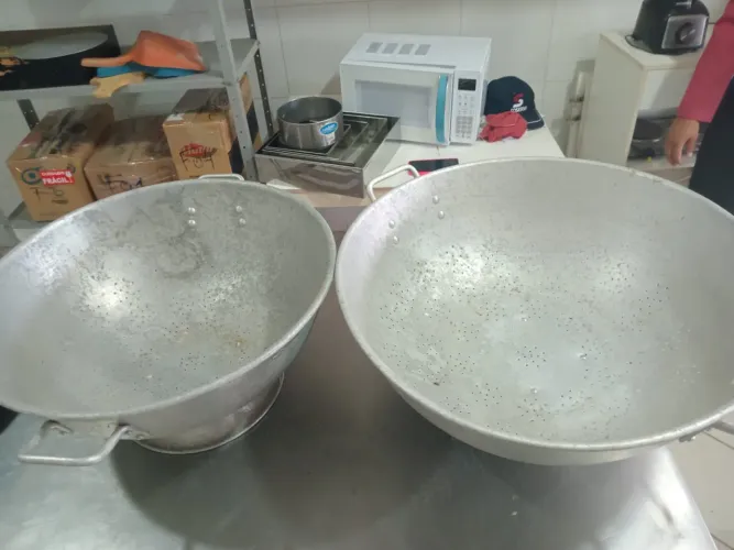 Escorredores de massas e arroz industrial 2 un