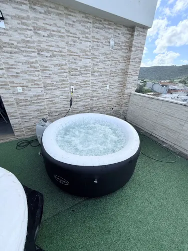Banheira hidromassagem inflável Bestway Miami + bomba filtragem