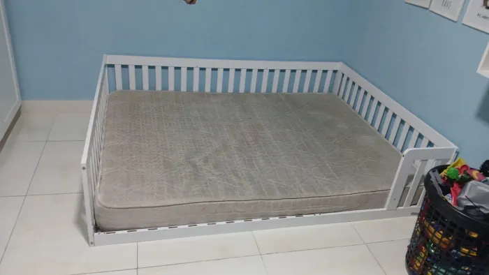 Cama montessoriana de casal