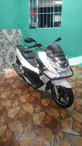 Honda PCX 150 R$ 11,450