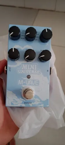 Vendo pedal novinho de Reverb