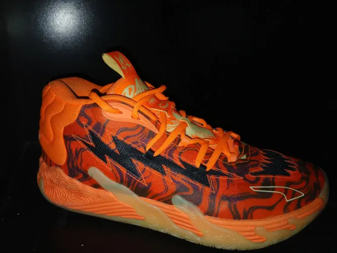 TÊNIS PUMA LAMELLO BALL MB 0.3 "HALLOWEEN" EDIÇÃO ESPECIAL