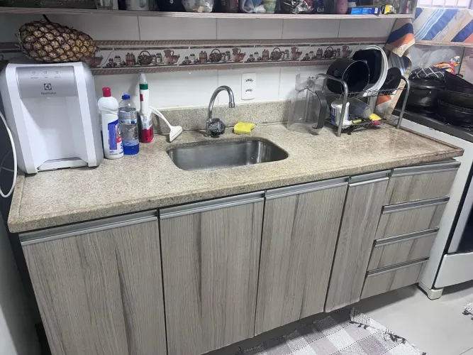 Pia/Bancada de Granito com Cuba de Inox - 169x60 + 91x45